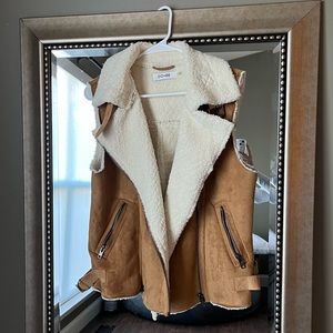 Camel Sherpa Lined Vest